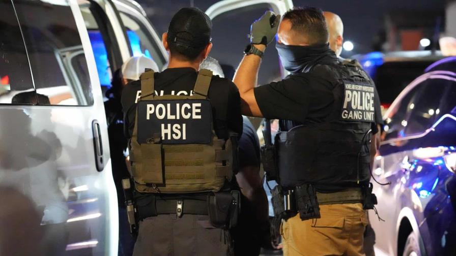 Los criollos en Puerto Rico pasan el Niágara en bicicleta por el asedio de Migración Los criollos en Puerto Rico pasan el Niágara en bicicleta por el asedio de Migración