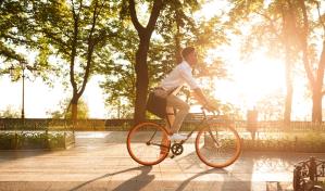 Apostar por bicicletas, como en Copenhague, rebajaría CO2 y ahorraría millones en sanidad