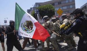 La bandera mexicana, símbolo de las protestas en Los Ángeles que molesta a la Casa Blanca