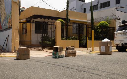 Las calles secuestradas: el negocio ilegal de los parqueadores informales