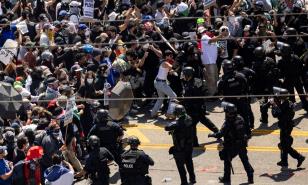Alcaldesa de Los Ángeles impone toque de queda nocturno en el centro de la ciudad