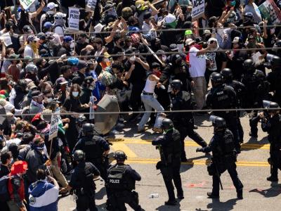 Declaran toque de queda nocturno en el centro de Los Ángeles