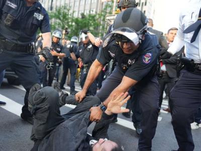 Más de 80 arrestados en protestas por política migratoria de Trump
