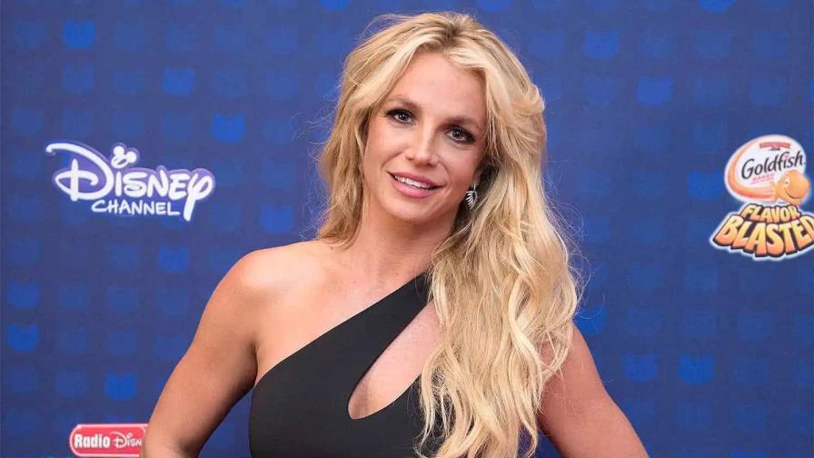 Britney Spears se sumerge en el mundo de la moda de la mano de Balenciaga