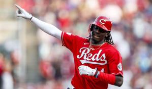 Elly de la Cruz dispara jonrón por cuarto partido corrido; ¿qué le gusta más robar o jonronear?