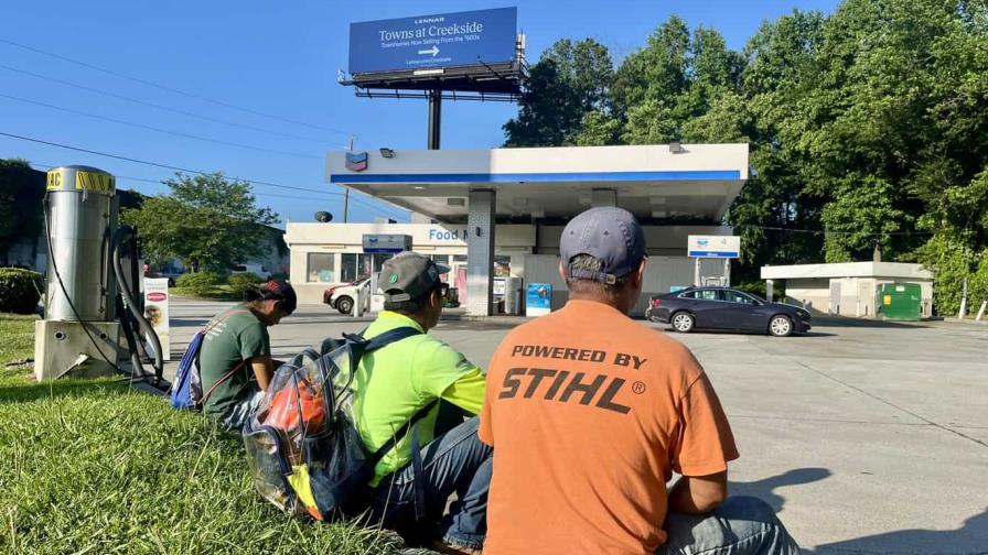 Latinos en Atlanta, en conmoción por redadas en tiendas y arrestos migratorios en vías Latinos en Atlanta, en conmoción por redadas en tiendas y arrestos migratorios en vías