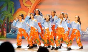 Alina Abreu presenta el festival Verano en el Palacio de Bellas Artes