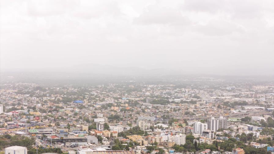 A partir de este lunes, las lluvias disminuirán y continuarán los efectos del polvo del Sahara A partir de este lunes, las lluvias disminuirán y continuarán los efectos del polvo del Sahara