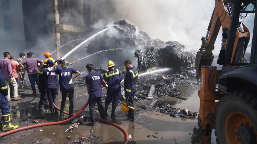 Accidente del Boeing 787 Dreamliner en India es el primero de este modelo de avión Accidente del Boeing 787 Dreamliner en India es el primero de este modelo de avión