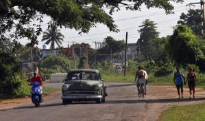 Cuba en caída libre: importa huevos y pierde exportaciones emblemáticas