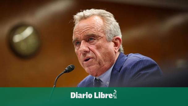 El secretario de Salud de EE. UU. anuncia controvertidos nombramientos para el comité de vacunas