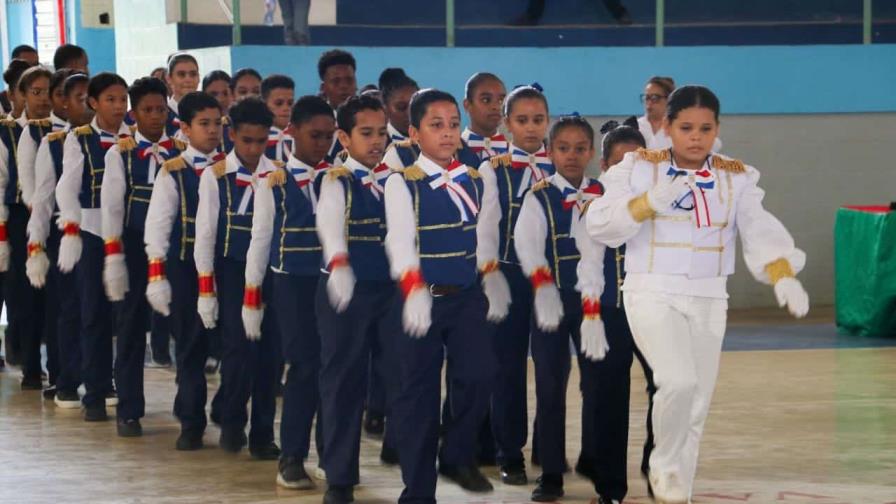 Inefi impulsa valores patrios y disciplina con gran Festival Nacional de Marcha Escolar 2025