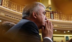 Número tres de partido socialista español abandona escaño en el senado por escándalo de comisiones