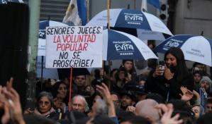 Seguidores de Cristina Fernández inician un acampe frente a la sede del Supremo argentino