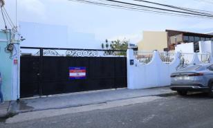 Trifulca en el Ensanche Julieta Morales entre la Alcaldía y propietarios de salón deja dos heridos