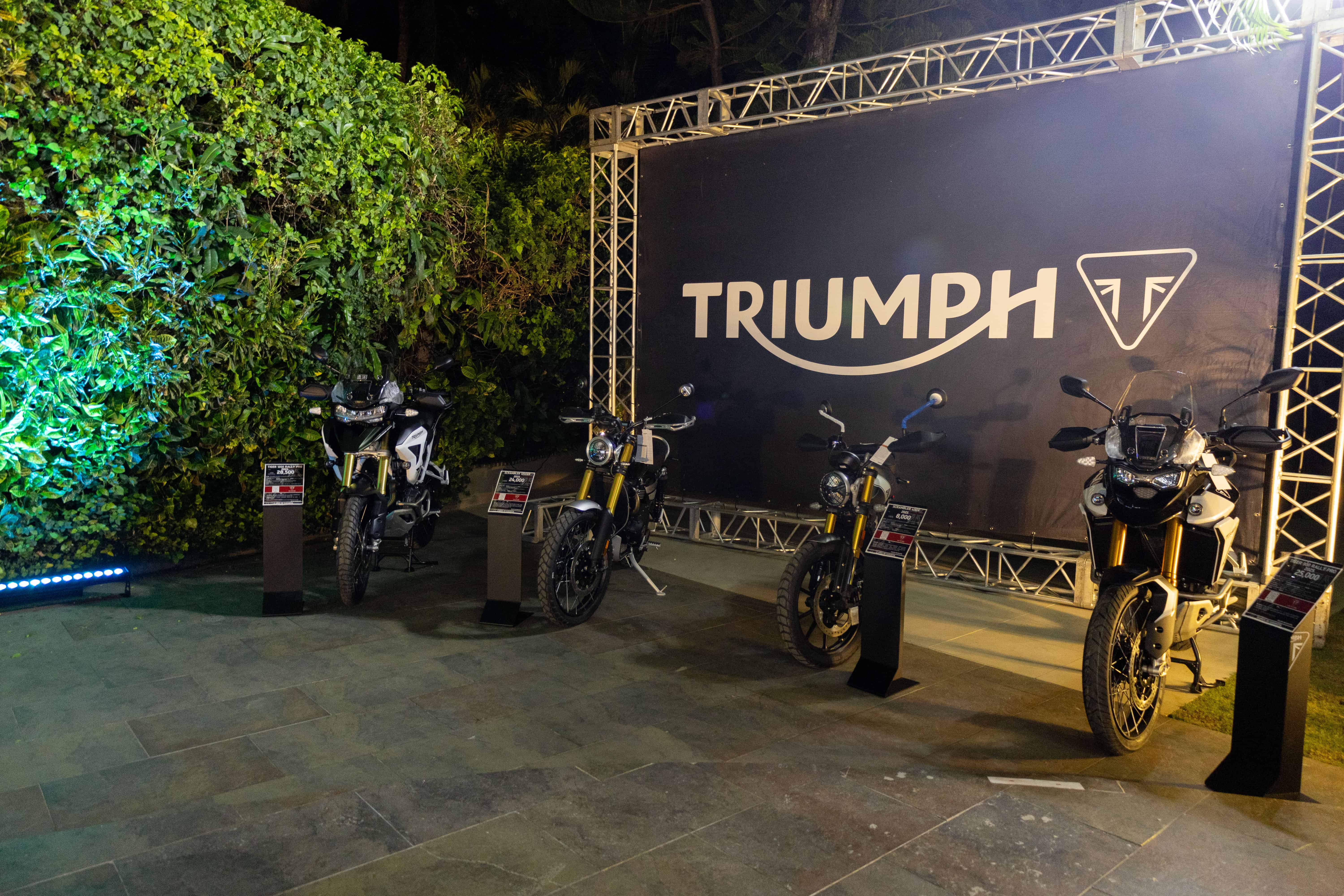 Marcas de vehículos británicas hicieron sus exposición.