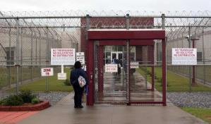 Bajan en un 19 % los arrestos de inmigrantes en julio con respecto al mes anterior en EE. UU.