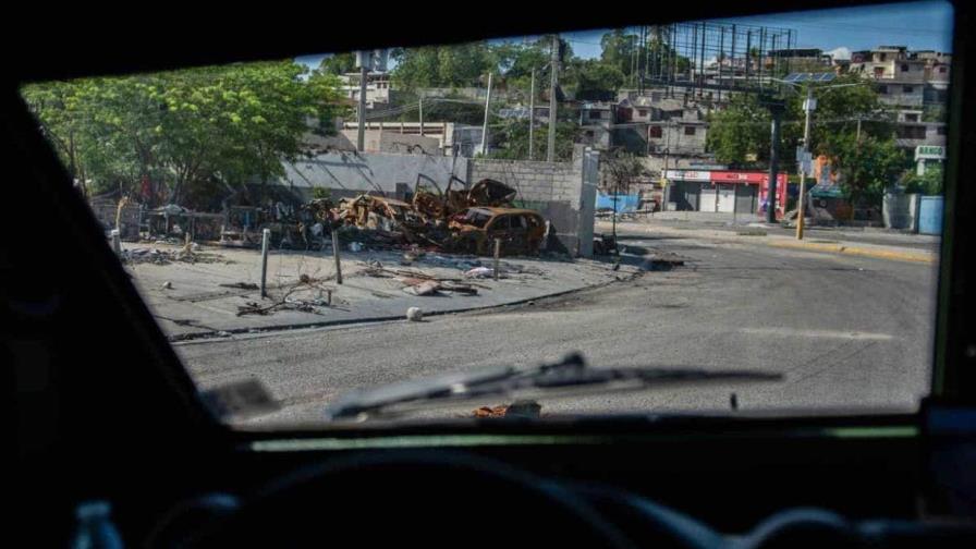 Policía solicita a haitianos no retornar a barrios como pidió Barbecue: No caigan en esta trampa" Policía solicita a haitianos no retornar a barrios como pidió Barbecue: No caigan en esta trampa"