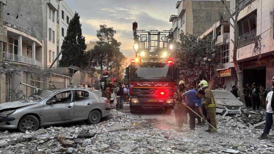 Al menos 22 heridos y varias personas atrapadas tras el ataque de Irán contra Israel Al menos 22 heridos y varias personas atrapadas tras el ataque de Irán contra Israel