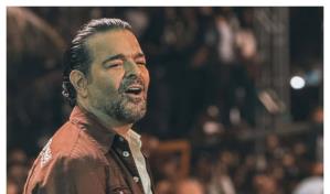 Pablo Montero en Monción: canta con mariachis y sorprende a una pareja durante su boda