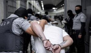 El Salvador frustra ilusión de familiares de venezolanos de verlos en la megaprisión