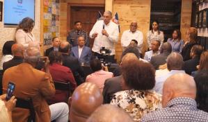Viaje de estudiantes dominicanos a RD será financiado por patrocinadores, asegura consulado en NY Viaje de estudiantes dominicanos a RD será financiado por patrocinadores, asegura consulado en NY