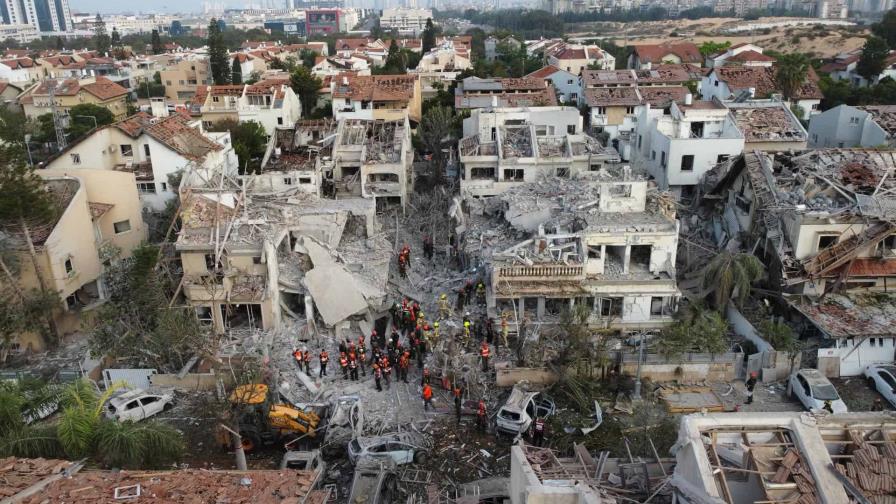 Irán lanza nuevos ataques con misiles contra Israel en respuesta a bombardeo masivo