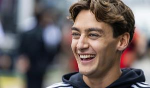 Russell y Mercedes saludan en los libres de del Gran Premio de Canadá