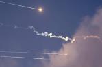 Irán amenaza a Israel con una respuesta más fuerte en el segundo día de bombardeos