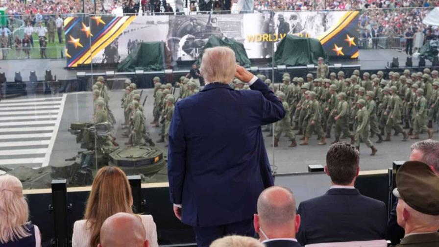 Trump defiende su desfile militar: Era hora de que América celebrara sus victorias Trump defiende su desfile militar: Era hora de que América celebrara sus victorias