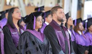 La UASD inviste 1,689 nuevos profesionales en la región Norte