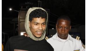 Condenan a cinco años de prisión al exponente urbano Dilon Baby por violación y pornografía infantil