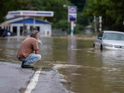 Seis muertos y dos desaparecidos tras inundaciones en West Virginia