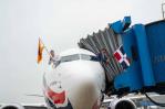 Collado inaugura vuelo de Arajet a Nueva Jersey, el primero de una aerolínea dominicana en 30 años