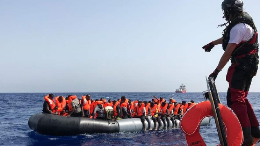 Más de 175,000 rescates de migrantes en el Mediterráneo desde 2015, aseguran las ONG