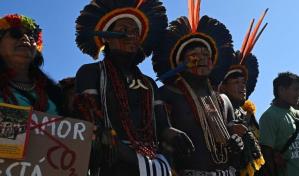 Protestas contra la subasta de derechos de exploración petrolera en Brasil
