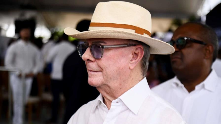 Hipólito Mejía exige al director de Bienes Nacionales probar mafias de terrenos en su gobierno Hipólito Mejía exige al director de Bienes Nacionales probar mafias de terrenos en su gobierno