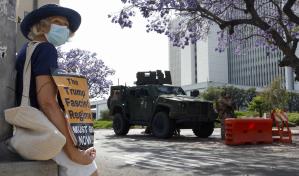 Agentes de Inmigración no logran acceder al estacionamiento del Dodgers Stadium, el club lo impide