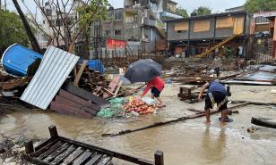 El huracán Erick se debilita mientras avanza por el oeste de México