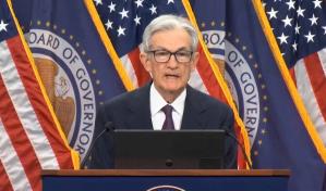 Fed mantiene tasas de interés y degrada pronóstico para economía de EEUU