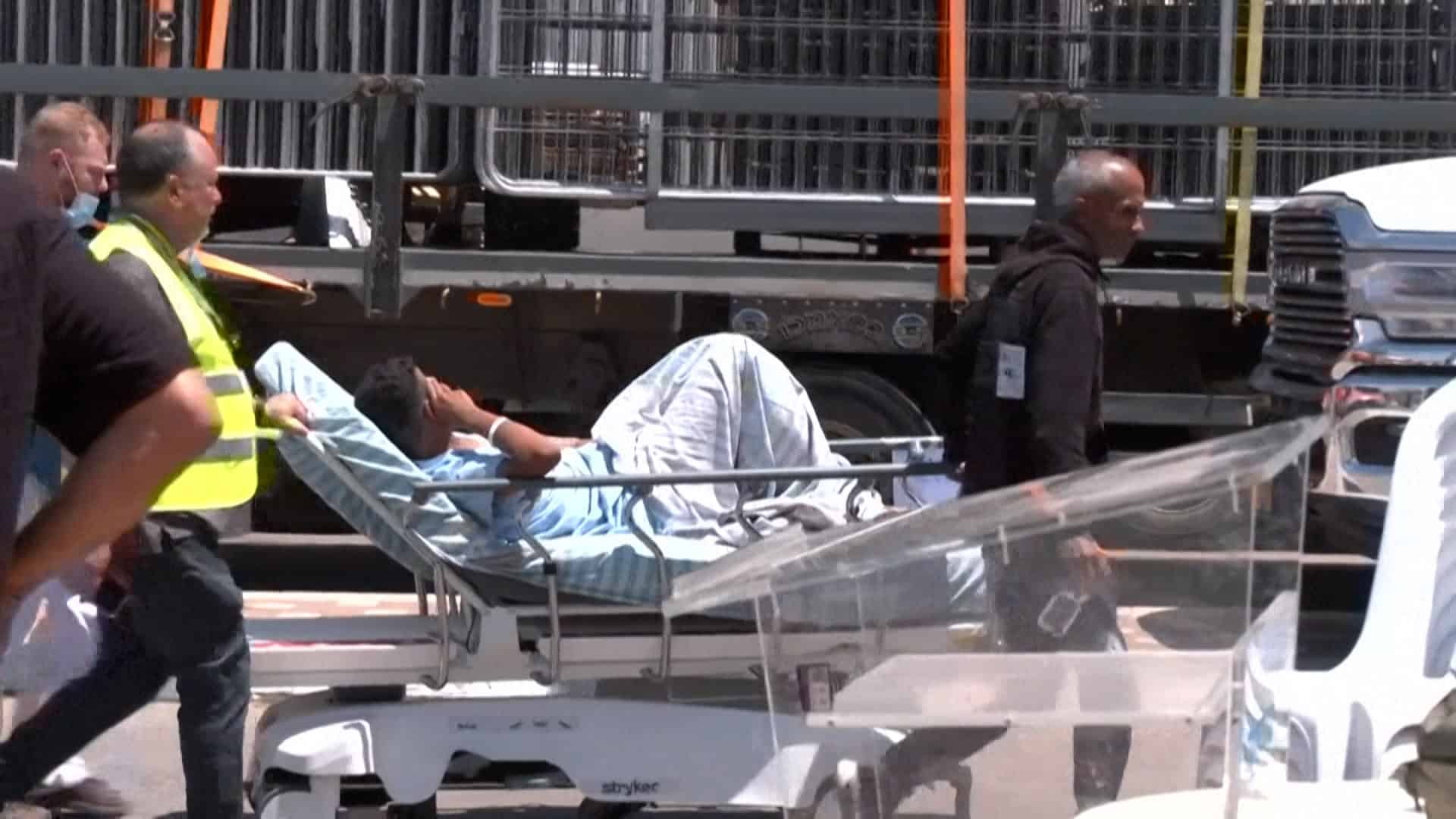 Ataques iraníes impactan contra un hospital en Israel y dejan decenas de heridos<br>