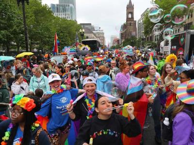 Desfile del NYC Pride tiene caída de fondos por políticas de Trump