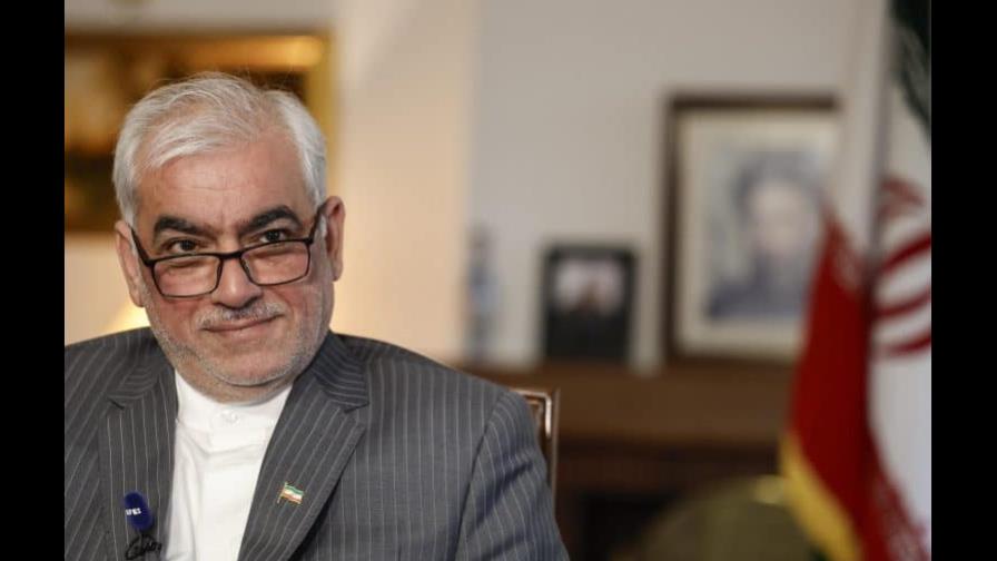 Embajador Irán: Si EE. UU. nos dispara una sola bala, sus bases serán objetivo para nosotros Embajador Irán: Si EE. UU. nos dispara una sola bala, sus bases serán objetivo para nosotros
