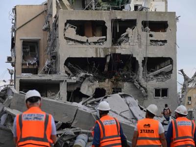 Israel bombardea de nuevo Teherán y ordenan evacuación del país