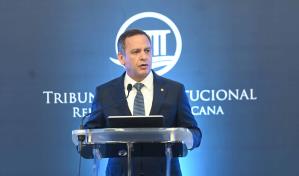 Luis Henry Molina alerta sobre amenazas autoritarias y llama a reforzar la ética judicial