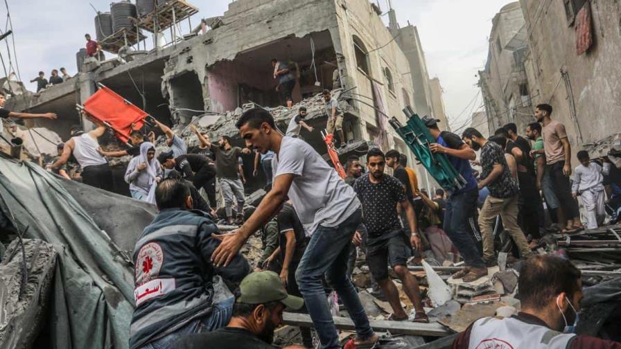 Israel abre fuego contra un grupo de civiles matando a decenas de ellos en Ciudad de Gaza Israel abre fuego contra un grupo de civiles matando a decenas de ellos en Ciudad de Gaza