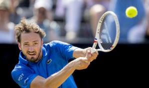 Zverev escala hasta unas semifinales donde se enfrentará a Medvedev