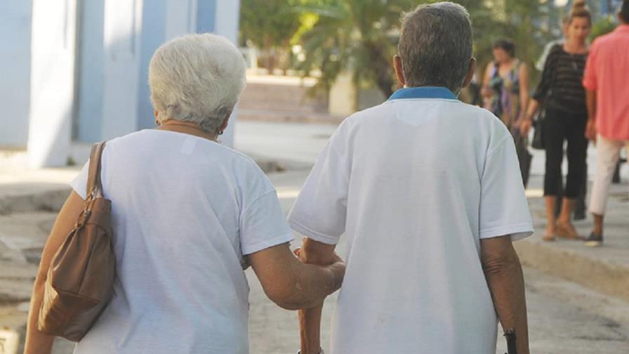 Envejecer en Cuba, una lucha diaria por sobrevivir Envejecer en Cuba, una lucha diaria por sobrevivir