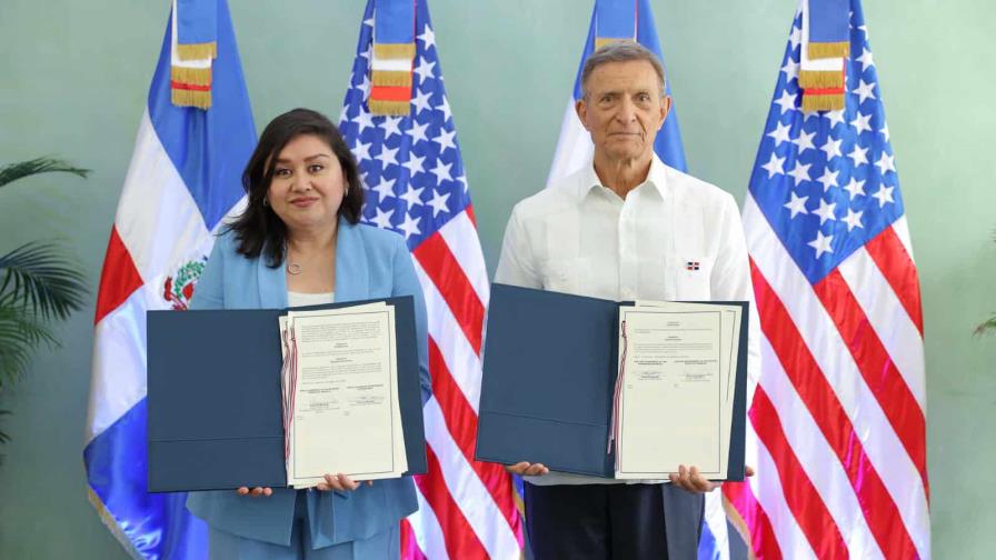 RD y EE. UU. refuerzan cooperación contra el tráfico ilícito, seguridad y asistencia humanitaria RD y EE. UU. refuerzan cooperación contra el tráfico ilícito, seguridad y asistencia humanitaria