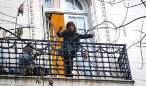 El balcón de Cristina Fernández, motivo de disputa en Argentina